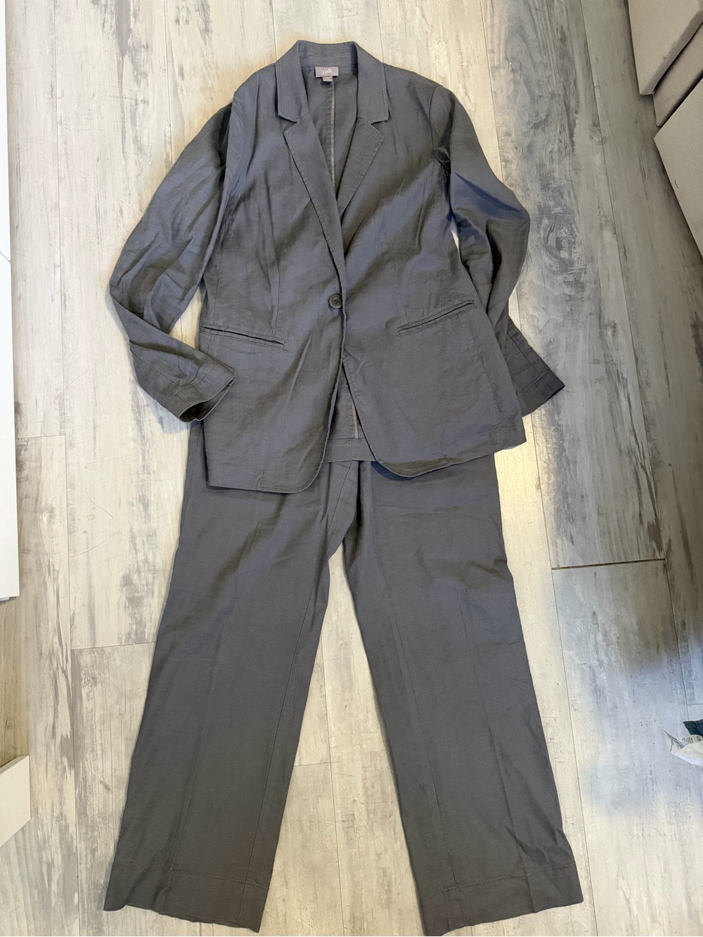 J. Jill Women’s gray linen blend set